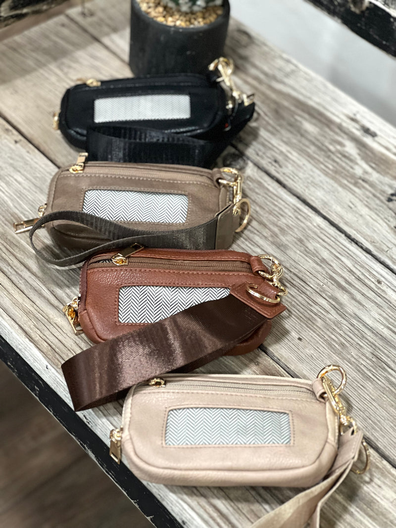 Getaway Wallet Wristlets