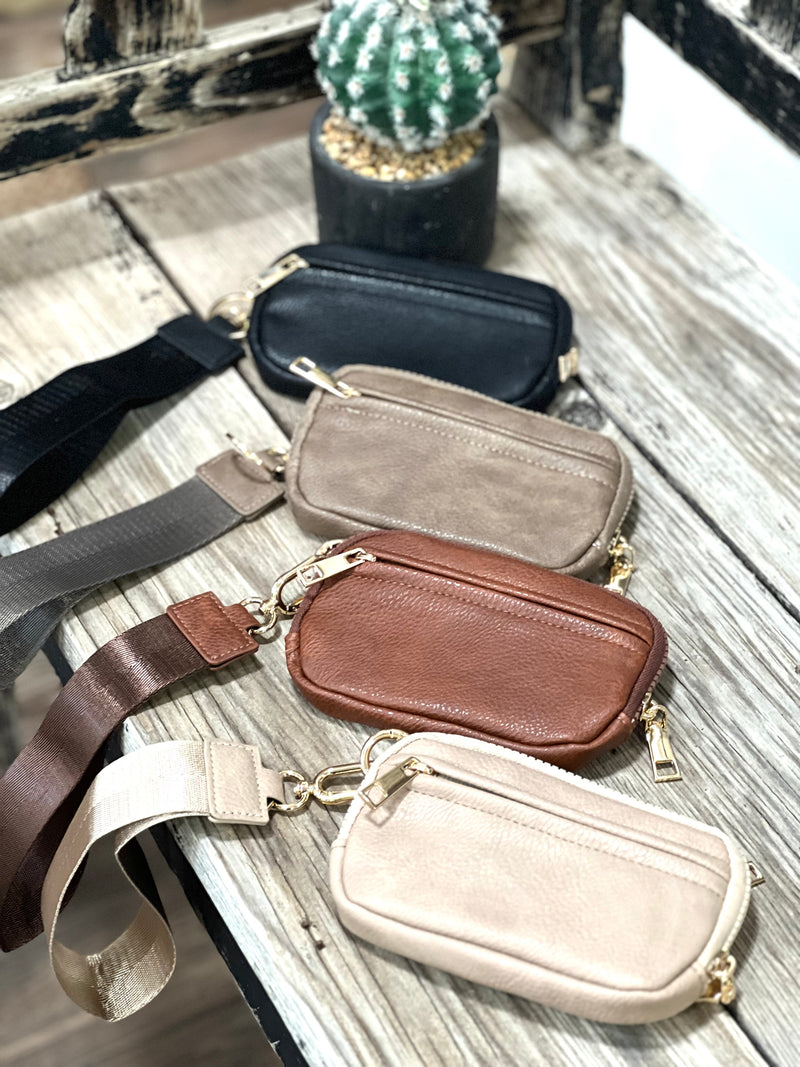 Getaway Wallet Wristlets