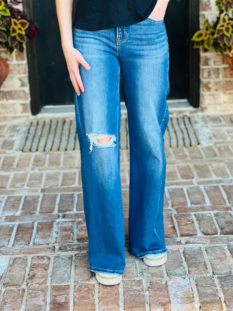 Risen | Ellie Hi Rise Wide Leg Distressed Knee Jeans