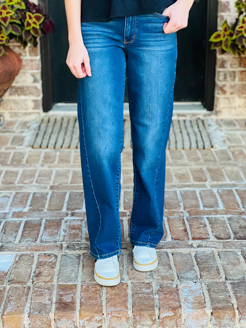 Judy Blue | Mid Rise Side Seam Straight Jeans