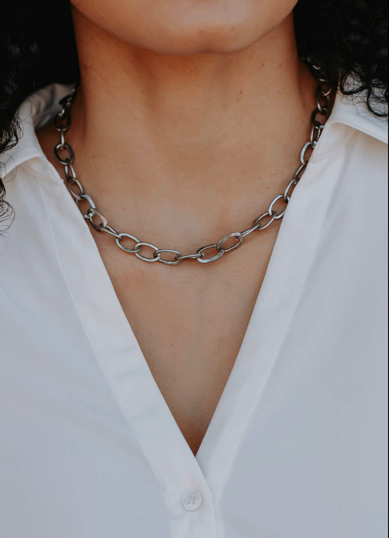 Silver Circle Chained Shortie Necklace