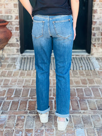 Judy Blue | Amie Mid Rise Boyfriend Jeans